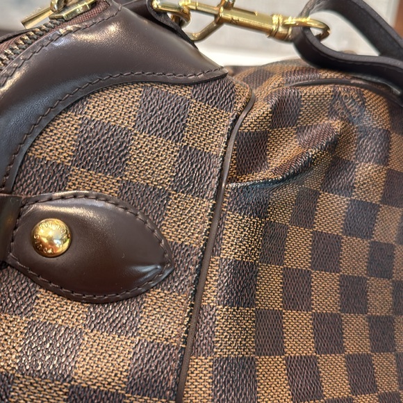 Authentic Louis Vuitton Ebene Trevi MM bag - Picture 9 of 16